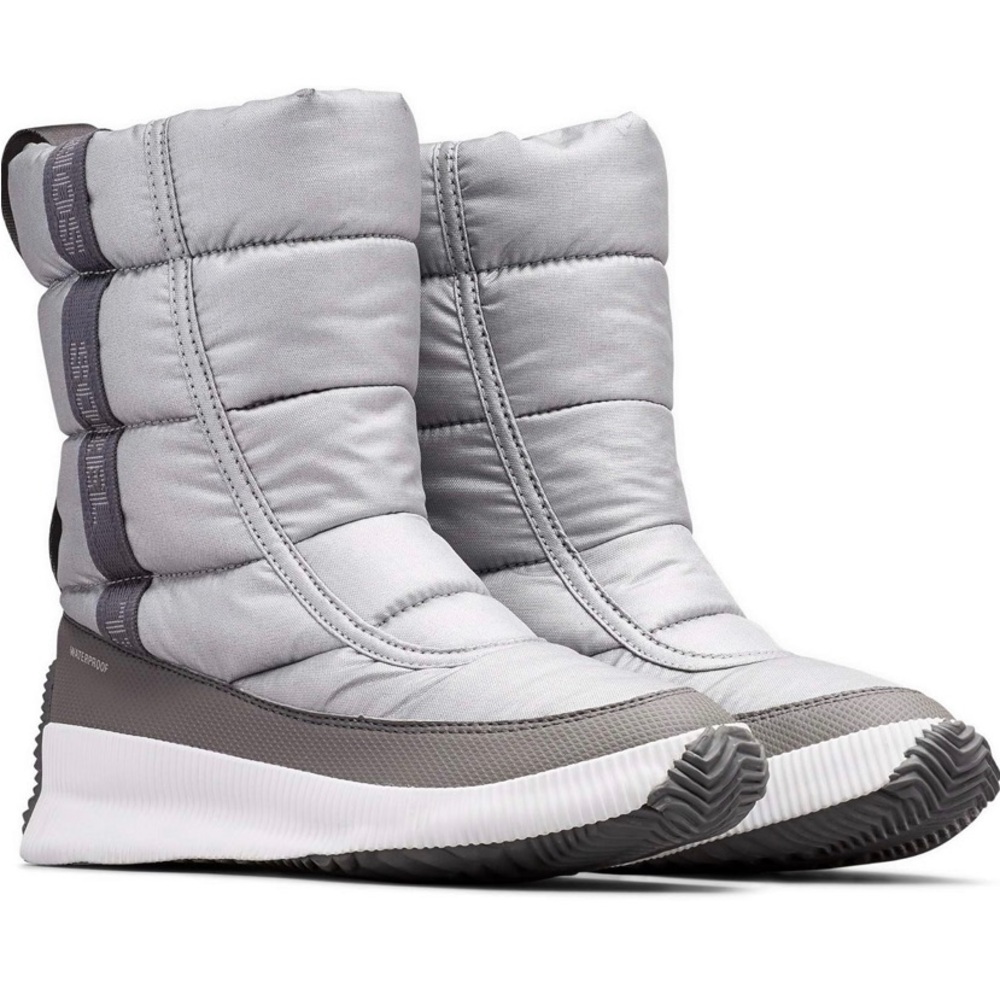SOREL | 8.5-9 | Out ‘N’ about Puffy mid silver winter boots